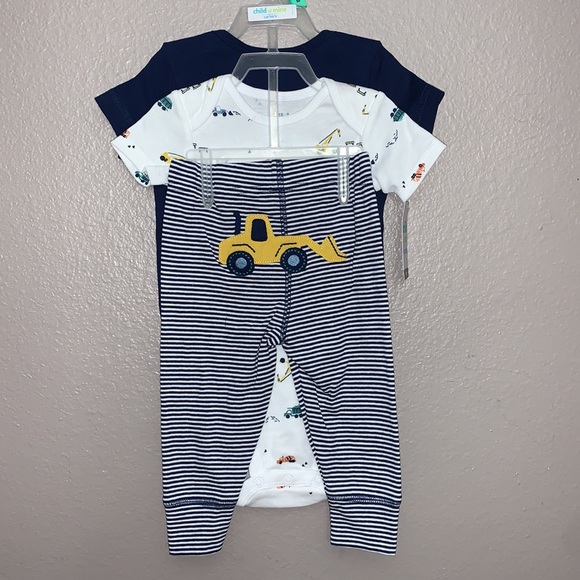 Child of Mine by Carter's Baby Boy 3 pice set - Picture 6 of 8